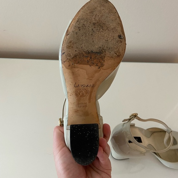 Rare! BALLY t-strap block heels size 7.5 - Picture 7 of 10
